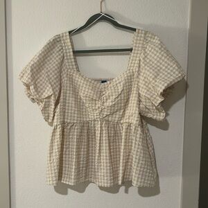 Gingham Babydoll Puff Sleeve Top